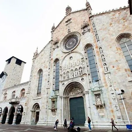 Duomo Center Apartamento *